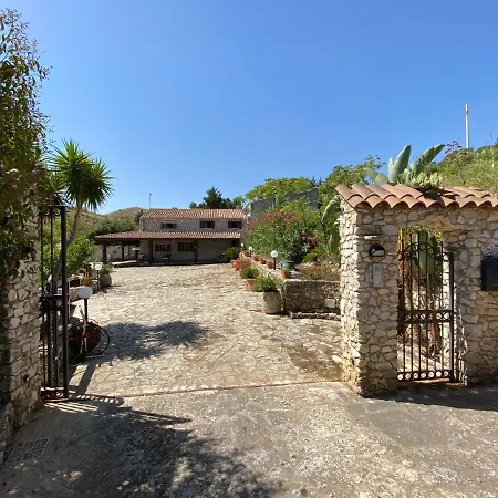 Casale Giulietta Scopello (Sicily)
